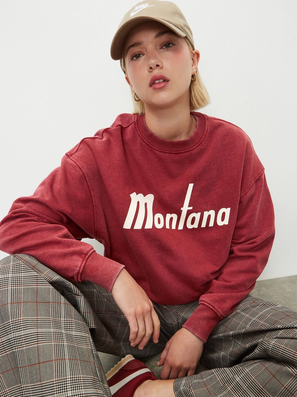Burgandy Red Washed City Graphic Sweatshirt
